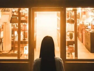 Seriemuziek 'Light Shop' gecomponeerd door Kim Haewon