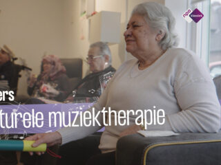 Toonzetters - Yesim Saltik: De multiculturele muziektherapeut