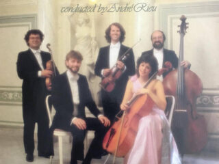 'Hieringe Biete' in Maastricht: André Rieu’s Salonorkest is terug, na 30 jaar