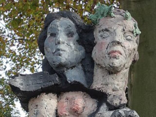 Standbeeld voor Clara en Robert Schumann in Düsseldorf