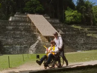 Deze muziek van Ramiro Rodriguez Zamarripa en Leo Birenberg hoor je in de documentaire 'The Man Who Saves the World?'