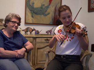 De podcast Human Strings gaat over de menselijke verbondenheid door muziek