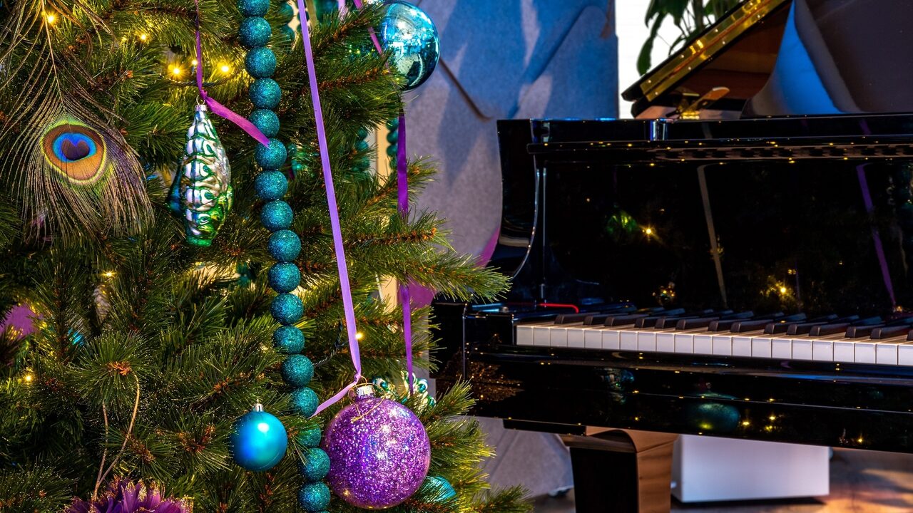 Live kerstmuziek in de studio bekijk alle optredens! NPO Radio 4