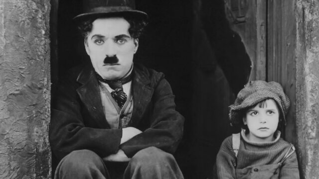 Live geïmproviseerde orgelmuziek bij een stille film van Charlie Chaplin