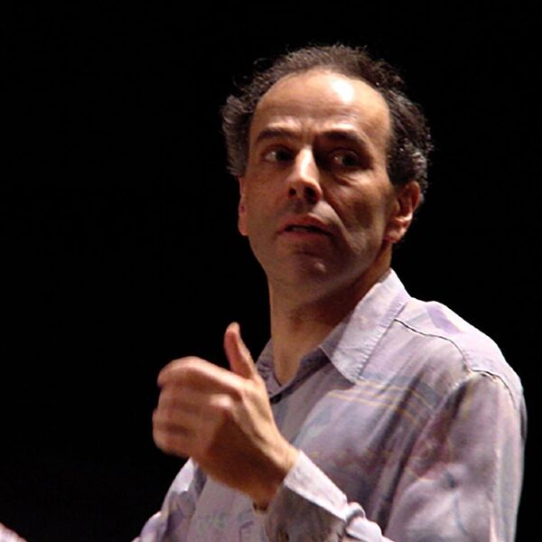 Ed Spanjaard dirigeert Frans koorrepertoire