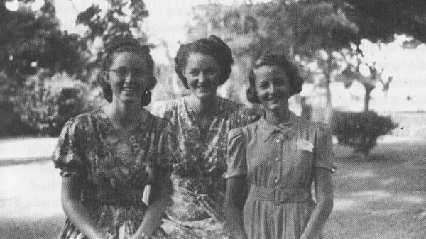 Antoinette, Helen en Alette Colijn voor de oorlog.