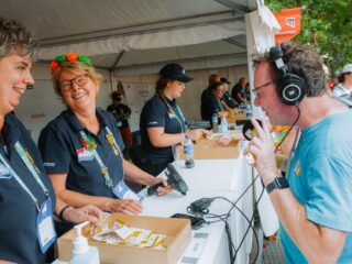 Video: Bert haalt zijn kruisje op