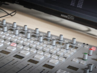 Volg ons op social media