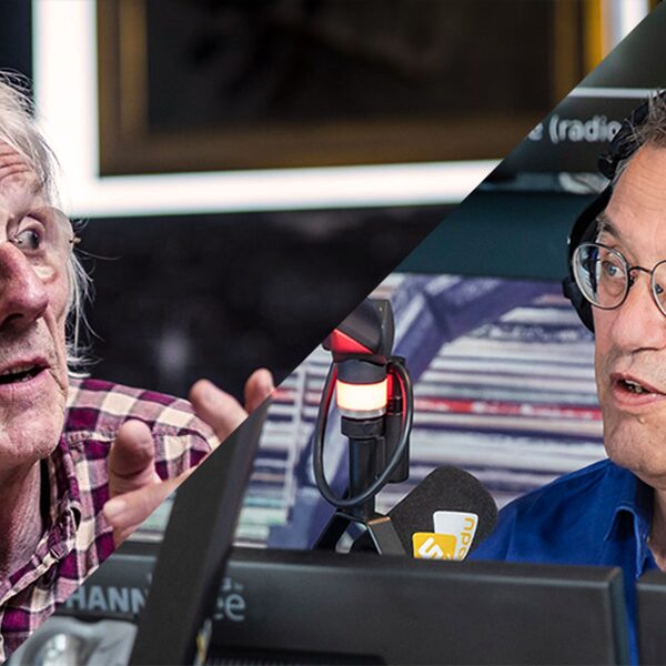 Gesprek met Freek de Jonge: Bijwonen