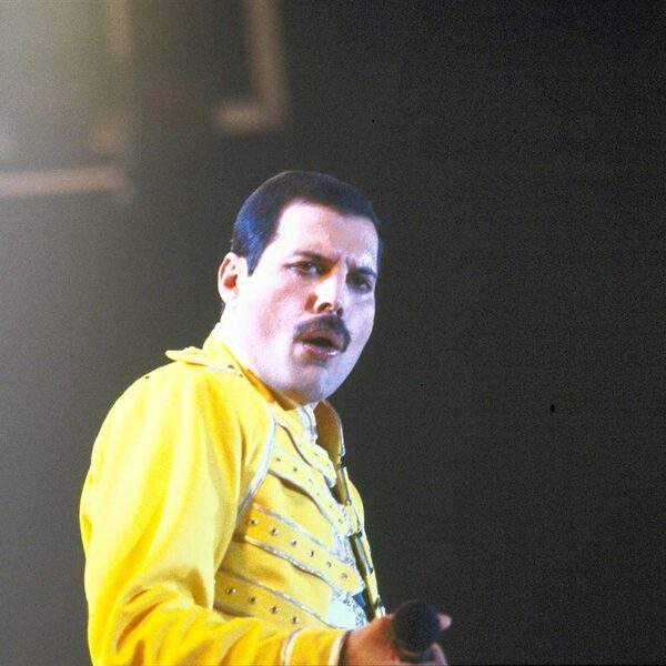 Het verhaal achter 'Somebody To Love' van Queen