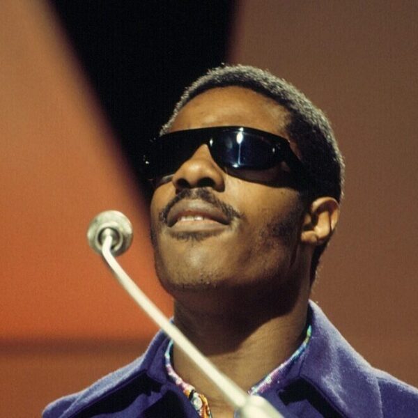 Dit Stevie Wonder liedje werd wereldberoemd door rapper Coolio