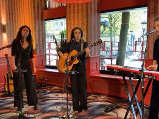 Luister terug: The BlueBirds live