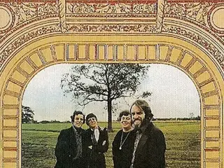 Jan Paparazzi over De Doodgewoonste Dingen van Passe Partout