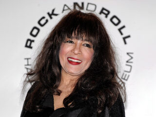 Ronnie Spector vertelde Hans Schiffers over haar problematische tijd met Phil Spector