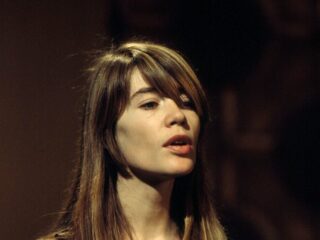 Mon Amie La Rose, een eerbetoon dat Françoise Hardy onvergetelijk maakte