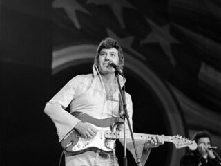 Een oud kinderrijmpje gaf aanzet tot 'Blue Suede Shoes'