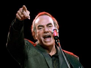 Beluister 'Wild At Heart', een nieuw lied van Neil Diamond