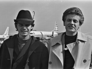 Het verhaal achter 'Let It Be Me'