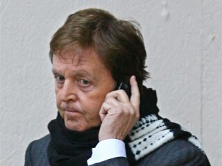 Van Call Me tot No Reply: zes rinkelende telefoonsongs