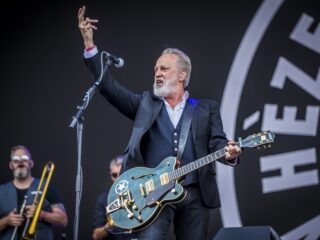 Rowwen Hèze in vogelvlucht