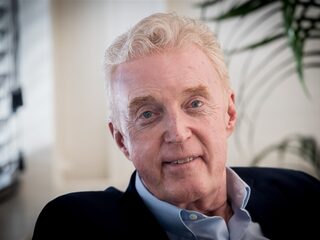 Feliciteer André van Duin