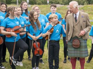 Deze Evergreen-artiesten zijn de favoriet van koning Charles!