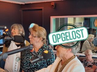 Kinderen uit het tehuis St. Anna in Halfweg