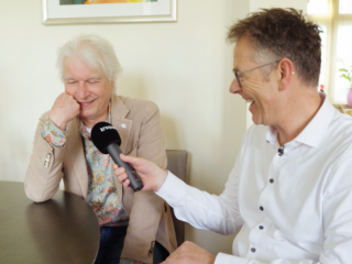 Bert spreekt met Boudewijn de Groot over zijn jubileum