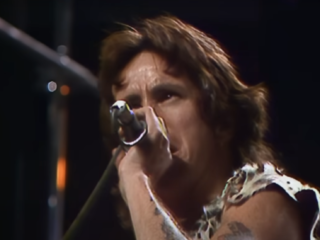 Het geheime debuutalbum van AC/DC