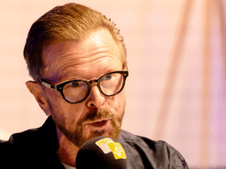 Björn Ulvaeus opent de Evergreen Top 1000 stembus