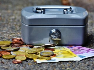 Dit zijn de beste (en slechtste) verstopplekken voor je contant geld