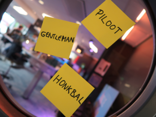 3 Hints - 1 Artiest #2