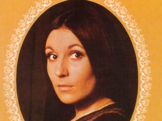 Vandaag op 1: Julie Covington