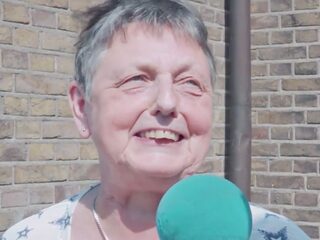 Lintjesontvanger Loes