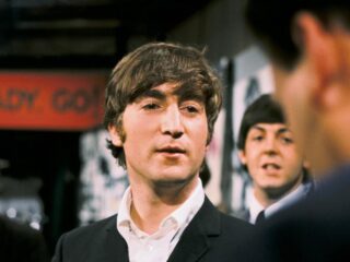 John Lennon in 5 Feitjes