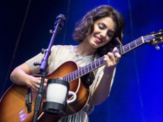 Katie Melua live bij de TinekeShow