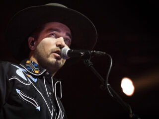 Waylon naar Songfestival met het nummer 'Outlaw in 'Em'