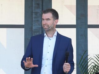 8 november: Leven in vrijheid