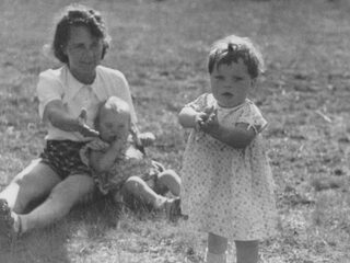 Gevonden: Nog meer herinneringen aan moeder Reina