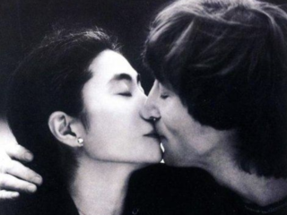 'Woman' van John Lennon