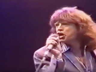 Megasterren spelen 'Dancing In The Street'