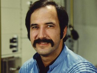 Zondag 8 november 1985