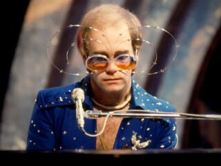 Elton John neemt afscheid van podium