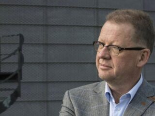 15 sept: Bidden voor de overheid