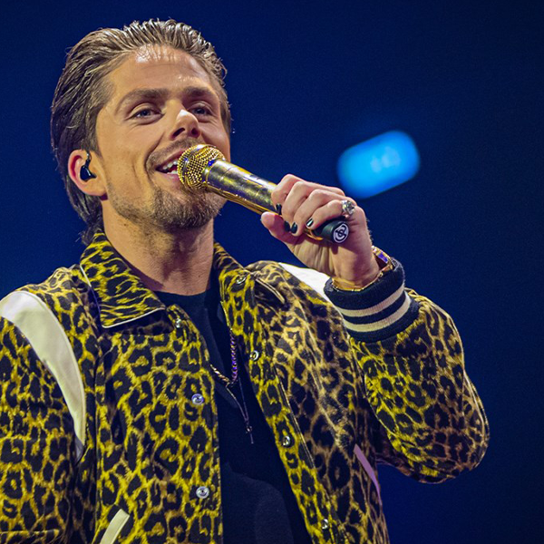 André Hazes doorbreekt mediastilte; comeback aanstaande