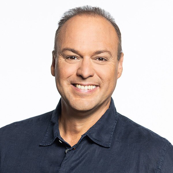 Frans Bauer gaat AVROTROS-programma 'Leven zonder letters' presenteren