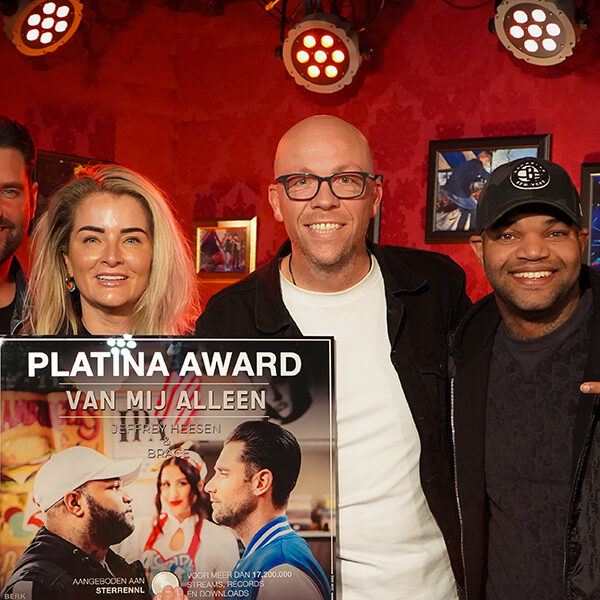 Sterren NL krijgt 'Kadootje' van Jeffrey Heesen & Brace