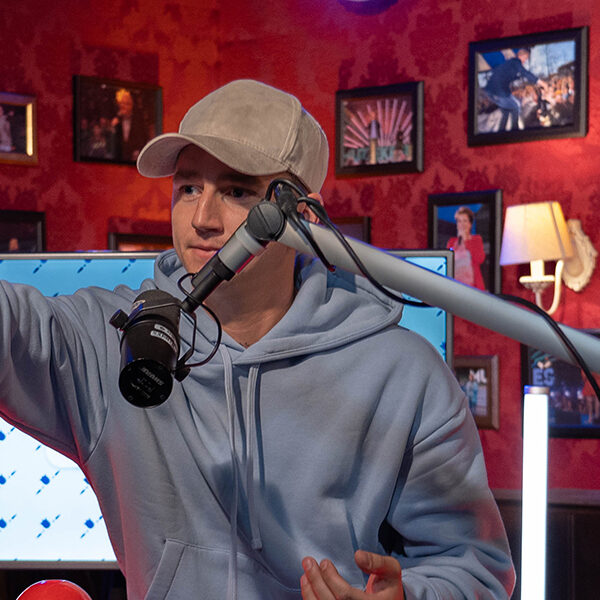 Mart: "Laat me' van Ramses Shaffy hoort op nummer 1 te staan''