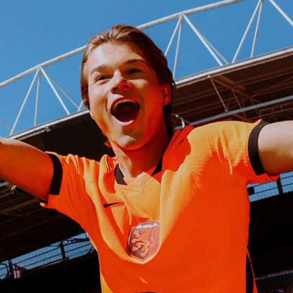 Samuel Welten brengt WK-lied 'De leeuw komt eraan' uit