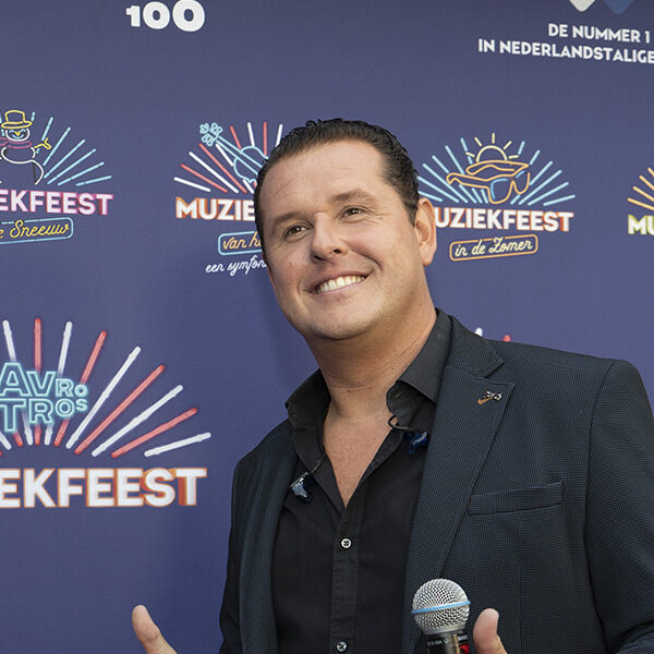 Zoontje John West doet mee aan Holland's Got Talent